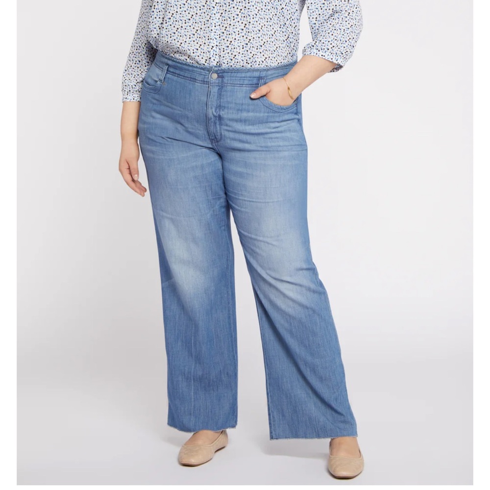 NYDJ Light Wash Wide Leg Jeans